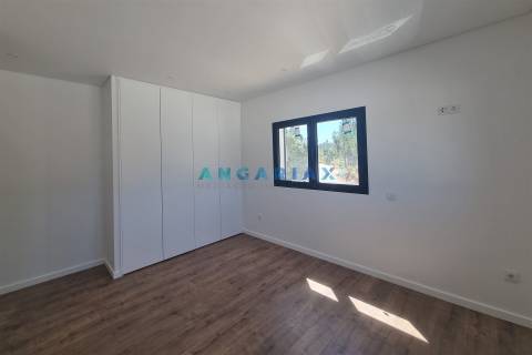 ANG1456 - Moradia T3 para Venda em Ourém