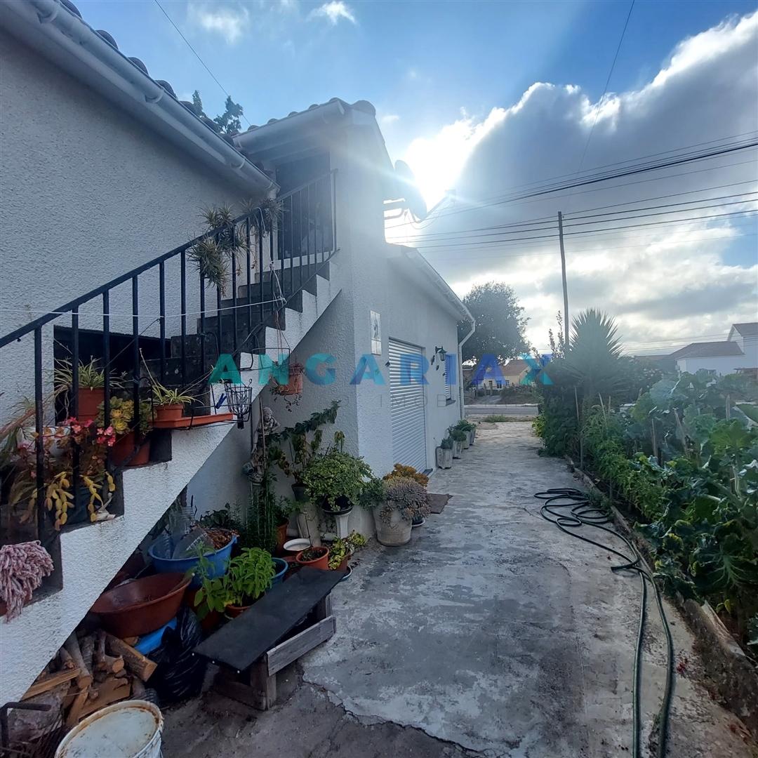 ANG1459 - Moradia T2 para Venda em Batalha