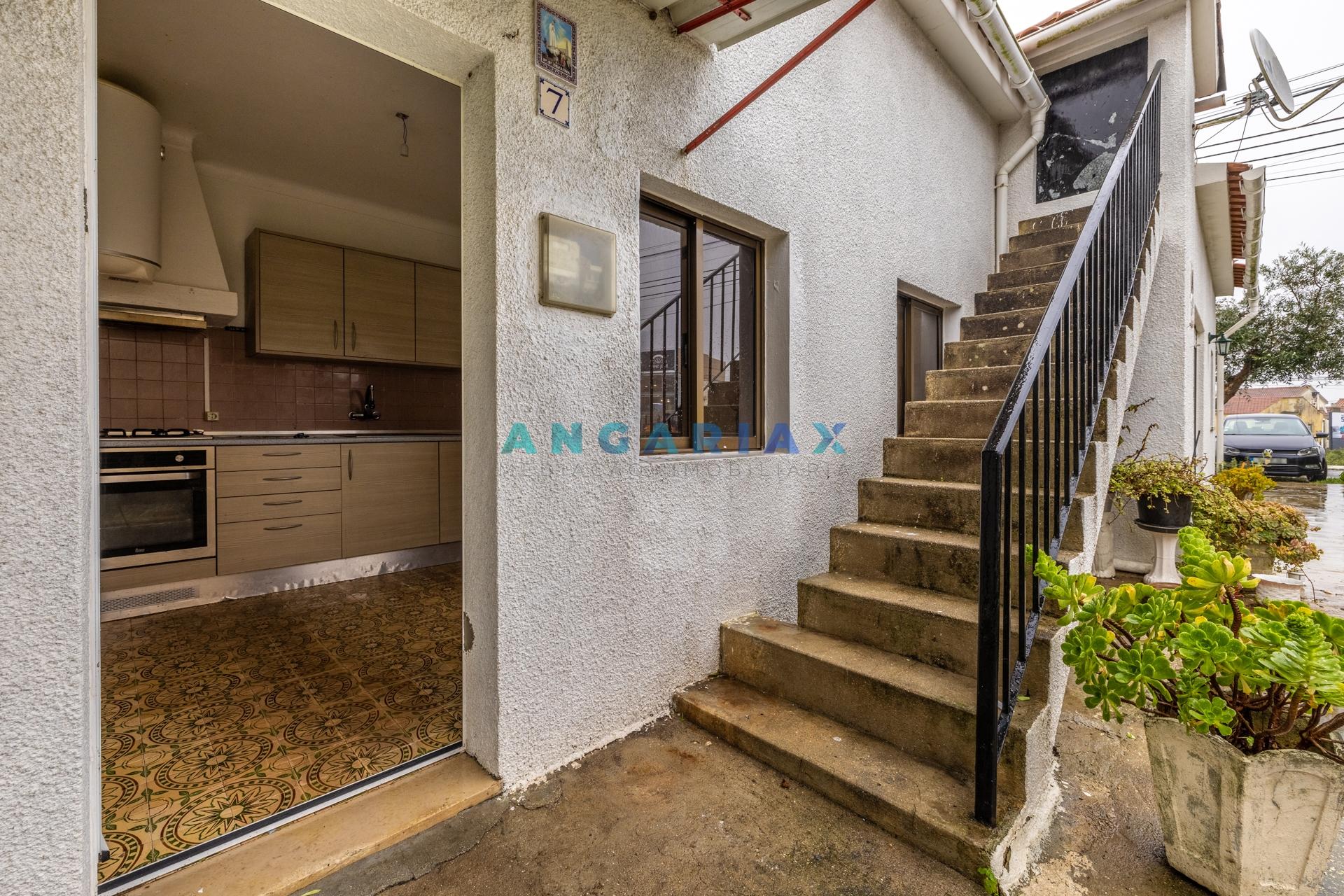 ANG1459 - Moradia T2 para Venda em Batalha