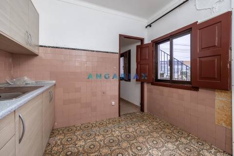 ANG1459 - Moradia T2 para Venda em Batalha