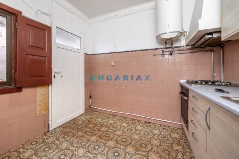 ANG1459 - Moradia T2 para Venda em Batalha