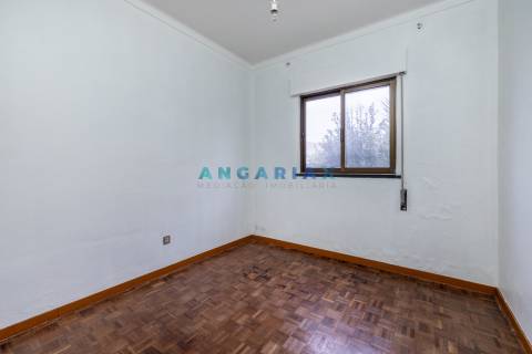 ANG1459 - Moradia T2 para Venda em Batalha