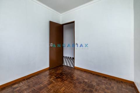 ANG1459 - Moradia T2 para Venda em Batalha