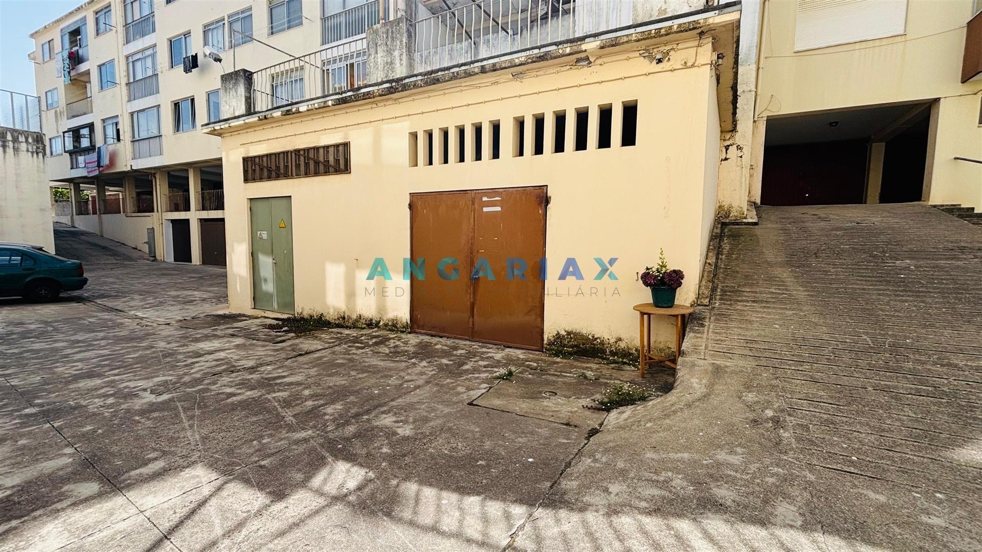 ANG1464 - Garagem para Arrendamento em Figueira da Foz