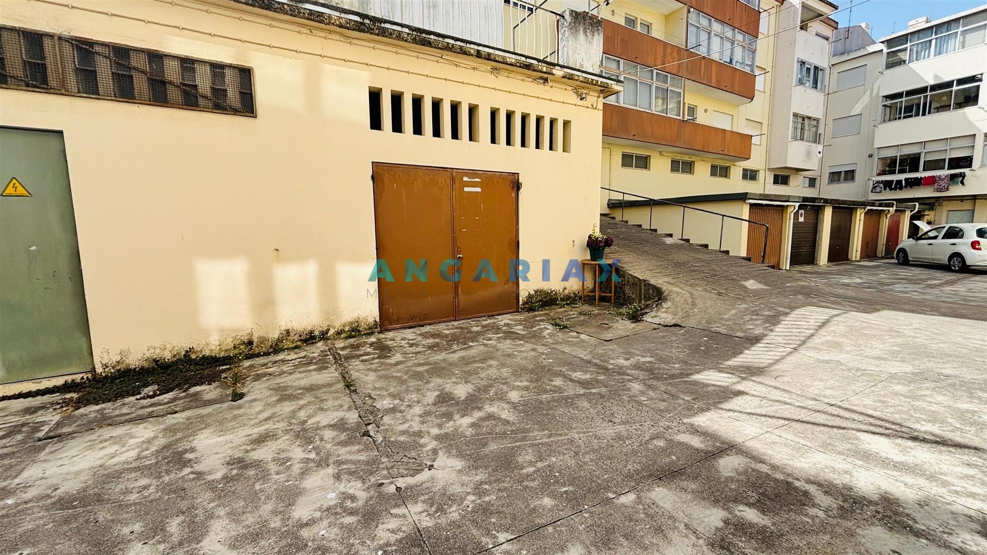 ANG1464 - Garagem para Arrendamento em Figueira da Foz