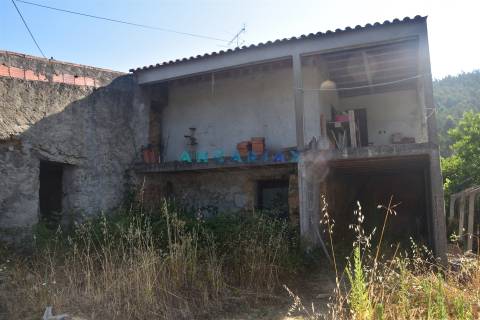 ANG1466 - Casa para Venda em Figueiró dos Vinhos