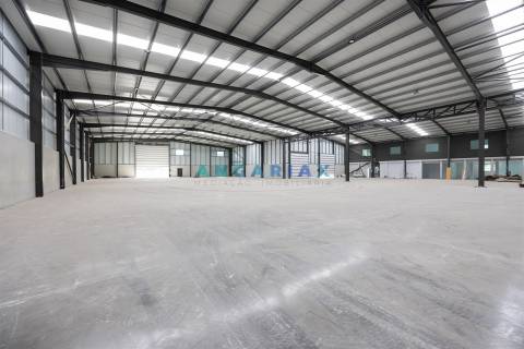 ANG1471 - Pavilhão para Venda em Alcobaça