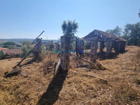 ANG1472 - Casa à Venda em Atouguia, Ourém