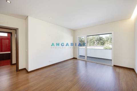 ANG1473 - Moradia T4 para Venda em Picheleiro, Leiria