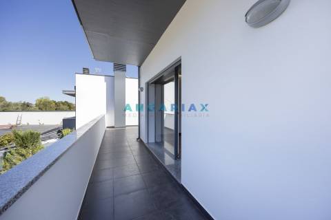 ANG1473 - Moradia T4 para Venda em Picheleiro, Leiria