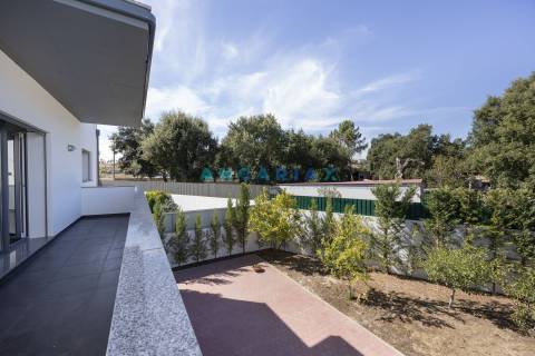 ANG1473 - Moradia T4 para Venda em Picheleiro, Leiria