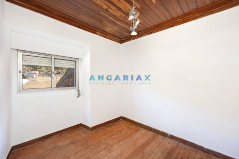 ANG1477 - Moradia T3 para Venda em Serro Ventoso, Porto de Mós