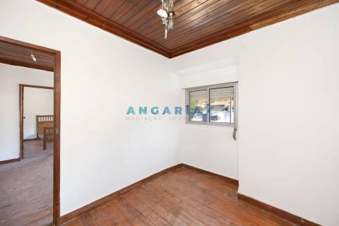 ANG1477 - Moradia T3 para Venda em Serro Ventoso, Porto de Mós