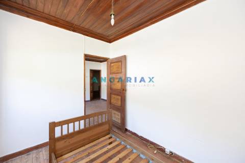 ANG1477 - Moradia T3 para Venda em Serro Ventoso, Porto de Mós