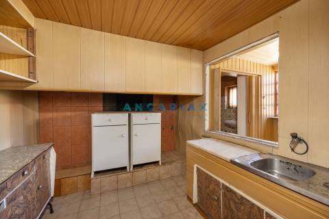 ANG1477 - Moradia T3 para Venda em Serro Ventoso, Porto de Mós