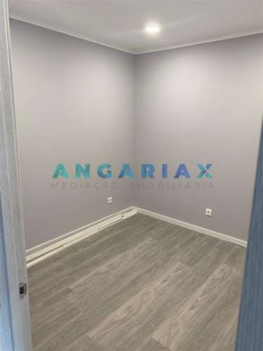 ANG1479 - Andar de Moradia T3 para Arrendamento Mira de Aire, Porto de Mós