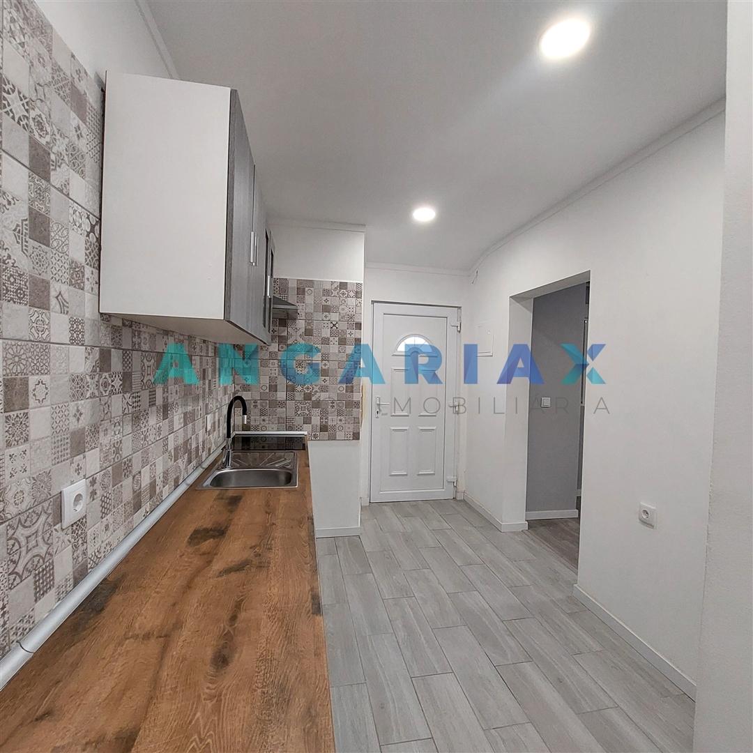 ANG1478 - Andar de Moradia T1 para Arrendamento em Mira de Aire, Porto de Mós