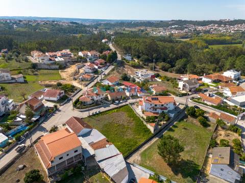 ANG1482 - Terreno para Venda em Leiria