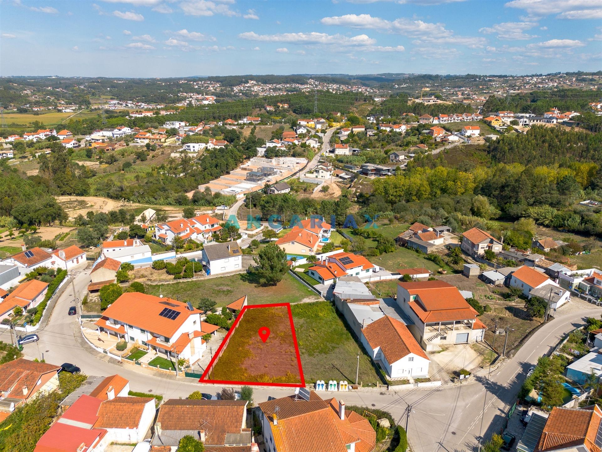 ANG1482 - Terreno para Venda em Leiria