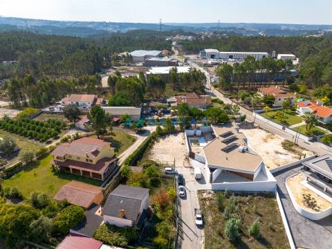 ANG1484 - Terreno para Venda em Touria, Leiria