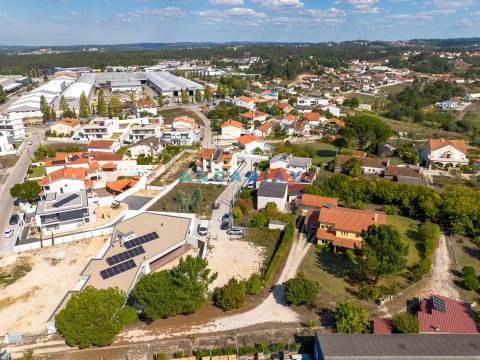 ANG1484 - Terreno para Venda em Touria, Leiria