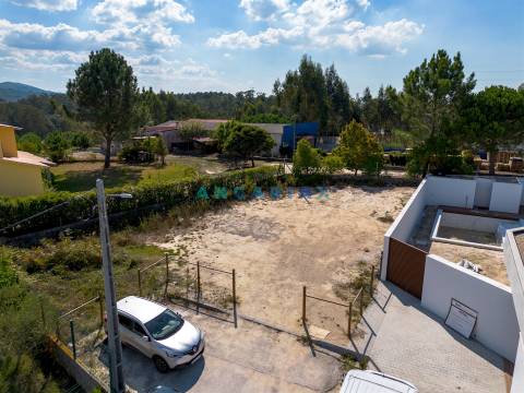 ANG1484 - Terreno para Venda em Touria, Leiria