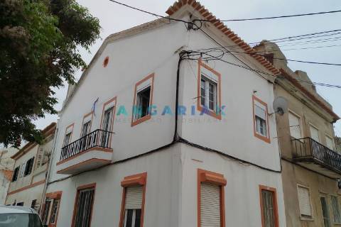 ANG1489 -  Apartamento T2+T1 para Venda em Nazaré