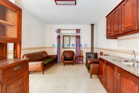 ANG1497 - Moradia para Venda em Turquel, Alcobaça