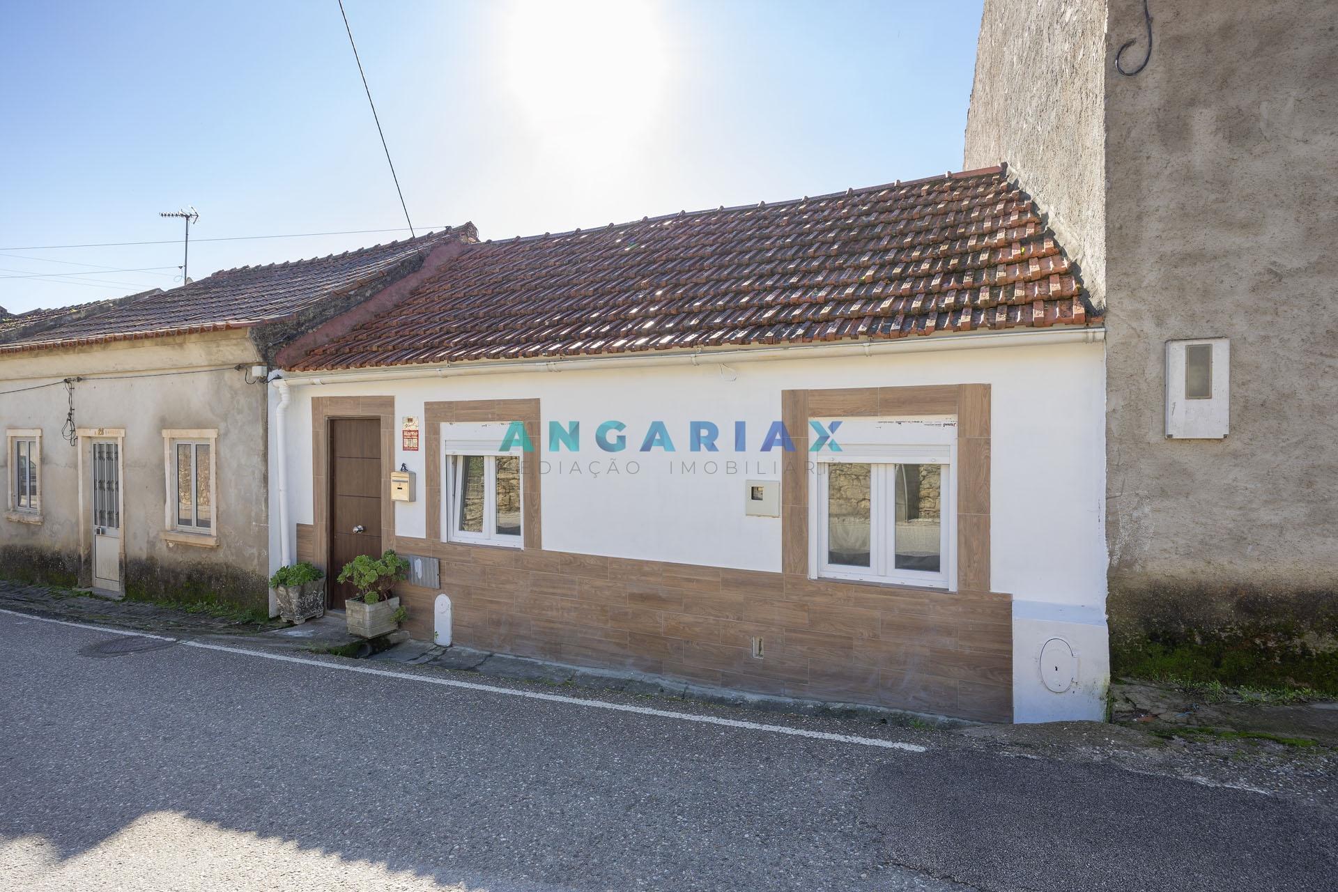 ANG1508 - Moradia T1 + 1 para Venda em Coz, Alcobaça