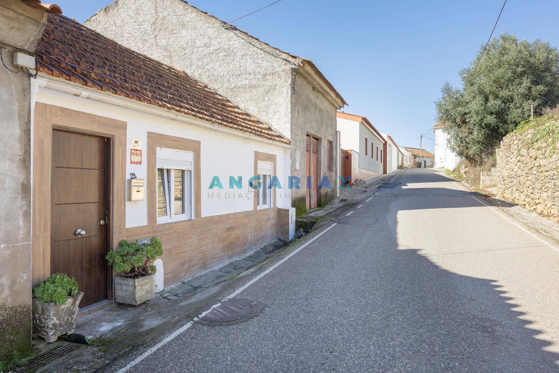 ANG1508 - Moradia T1 + 1 para Venda em Coz, Alcobaça