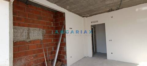 ANG1511 - Moradia T3 para Venda em Leiria