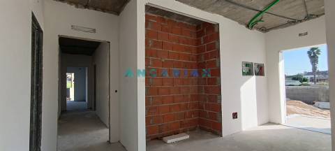 ANG1511 - Moradia T3 para Venda em Leiria