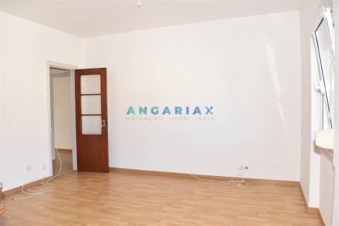 ANG1512 - Apartamento T3 para Arrendamento em Leiria