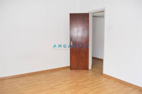 ANG1512 - Apartamento T3 para Arrendamento em Leiria