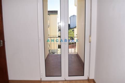ANG1512 - Apartamento T3 para Arrendamento em Leiria