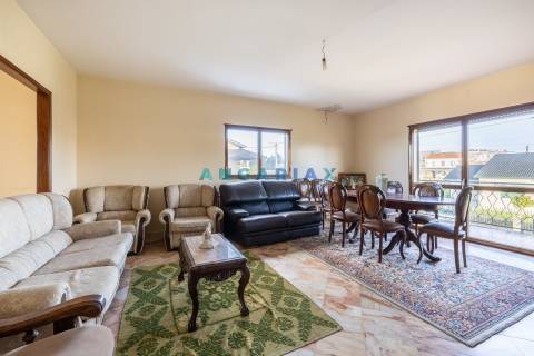 ANG1513 - Moradia T3 para Venda em Leiria