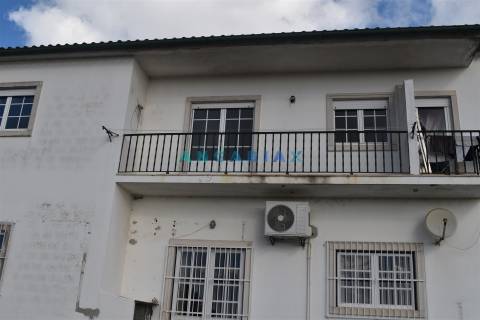 ANG1515 - Apartamento T2 para Venda em Figueiró dos Vinhos