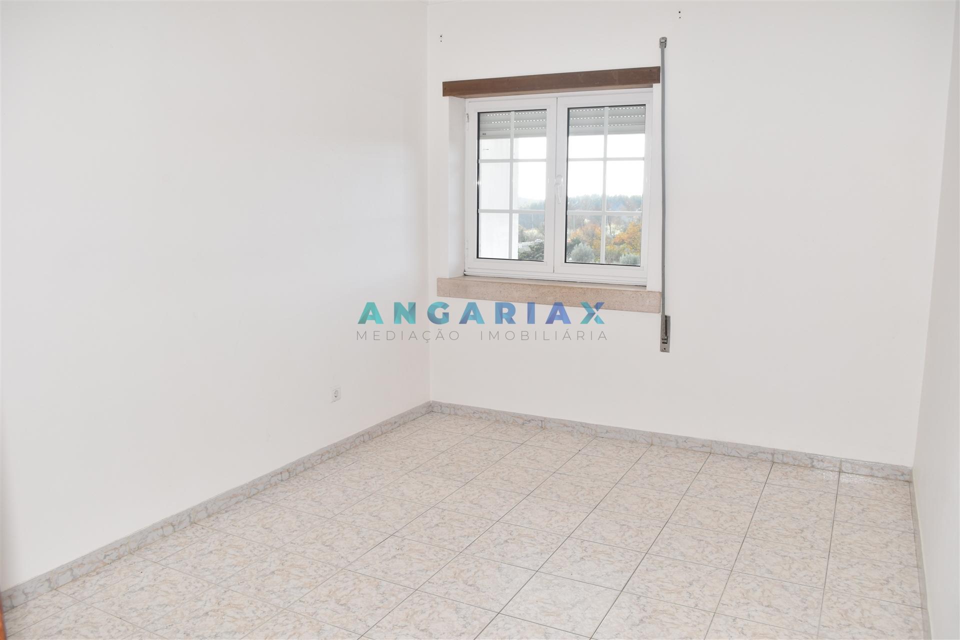 ANG1515 - Apartamento T2 para Venda em Figueiró dos Vinhos