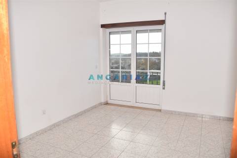 ANG1515 - Apartamento T2 para Venda em Figueiró dos Vinhos