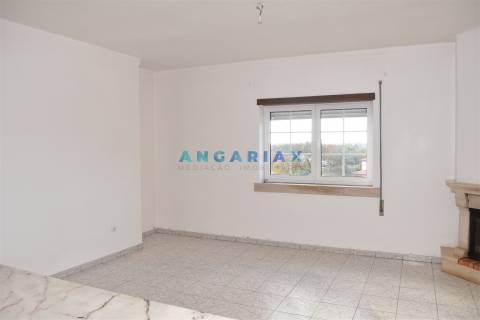 ANG1515 - Apartamento T2 para Venda em Figueiró dos Vinhos