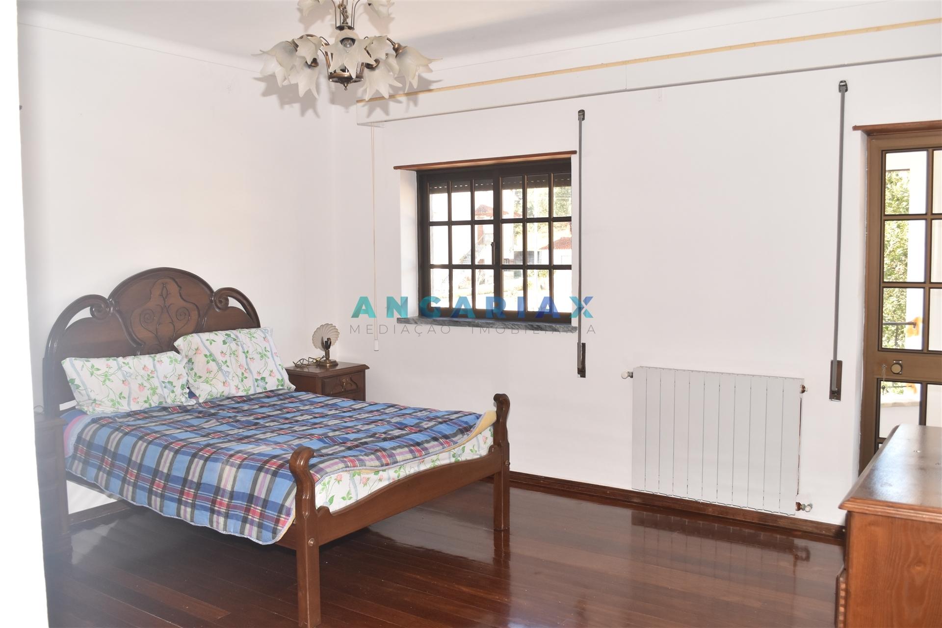 ANG1520 - Moradia T8 para Venda em Figueiró dos Vinhos