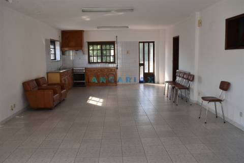 ANG1520 - Moradia T8 para Venda em Figueiró dos Vinhos