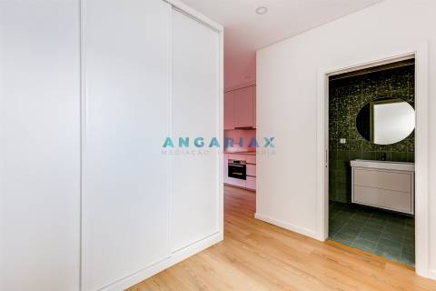 ANG1524 - Apartamento T0 para Arrendamento em Leiria