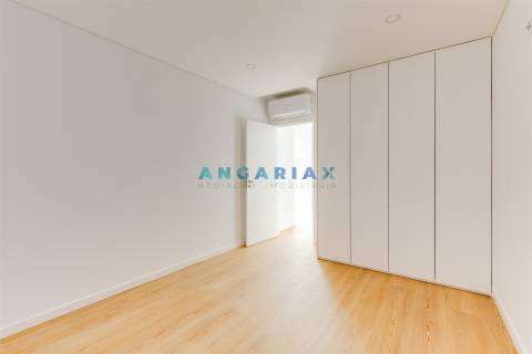 ANG1526 - Apartamento T1 para Arrendamento em Leiria