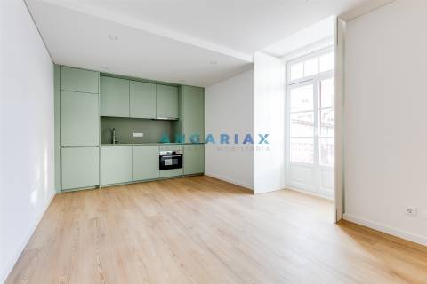 ANG1526 - Apartamento T1 para Arrendamento em Leiria