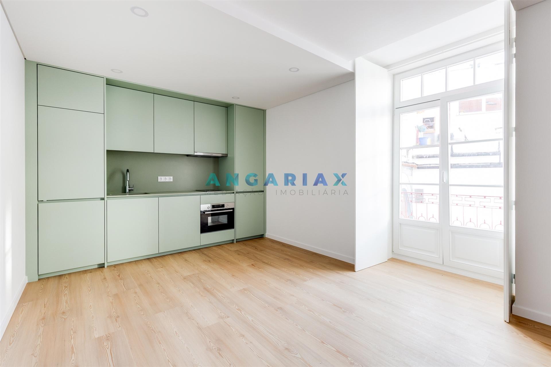 ANG1526 - Apartamento T1 para Arrendamento em Leiria