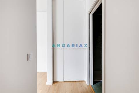 ANG1526 - Apartamento T1 para Arrendamento em Leiria