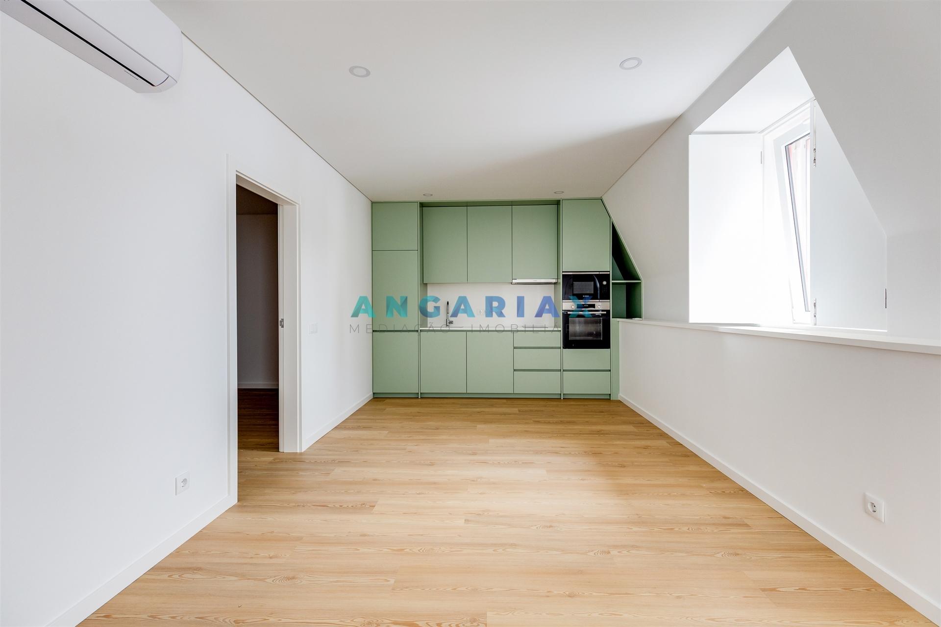 ANG1527 - Apartamento T1 para Arrendamento em Leiria