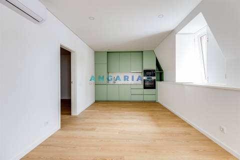 ANG1527 - Apartamento T1 para Arrendamento em Leiria