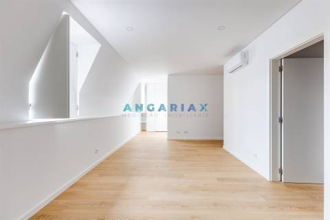 ANG1527 - Apartamento T1 para Arrendamento em Leiria